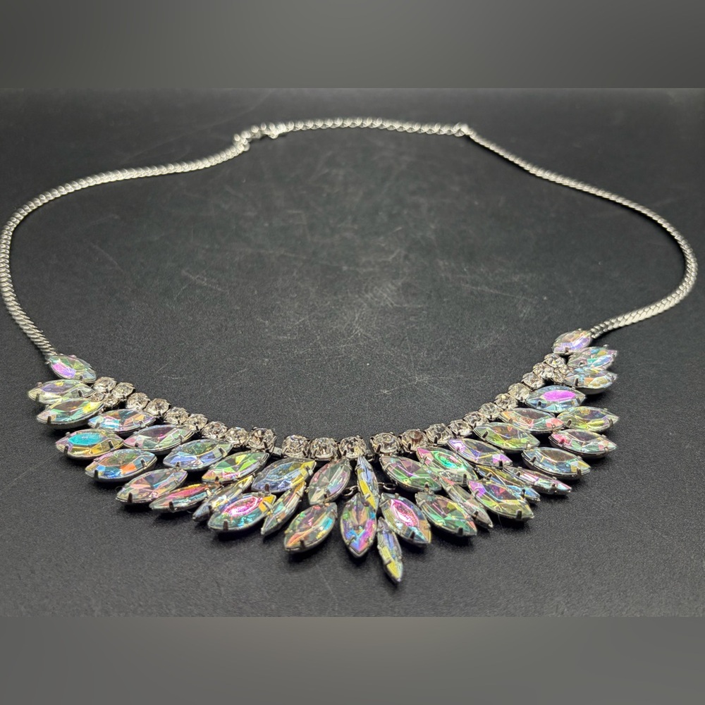 Aurora Borealis Iridescent Necklace - Picture 6 of 12